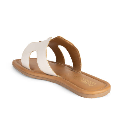 [ Flats ] Mayna White