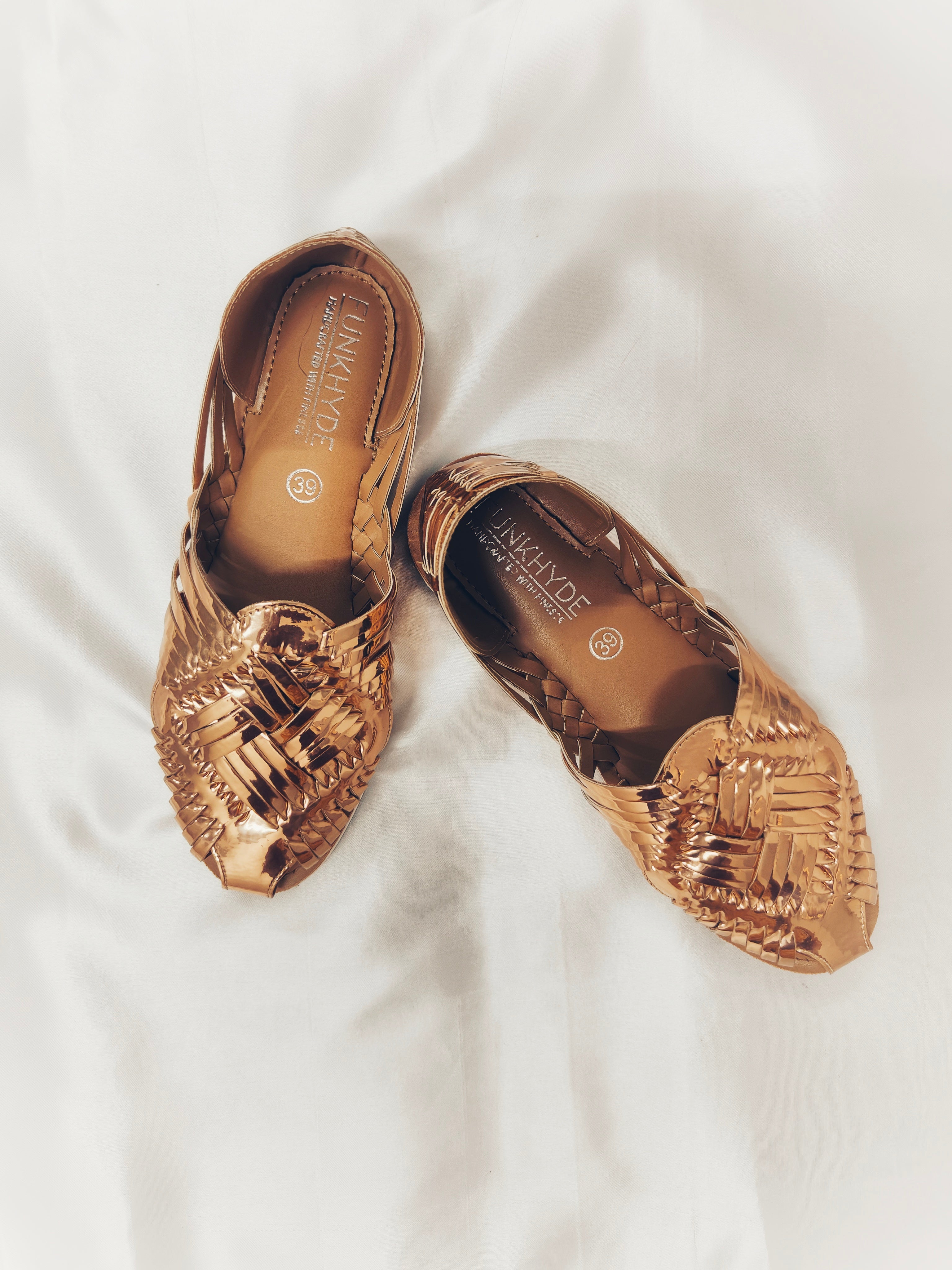 heeled huaraches